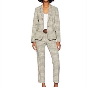 Tahari Plaid Pantsuit NWOT